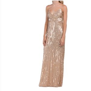 MAC DUGGAL
V-neck Cross Over Beaded Gown